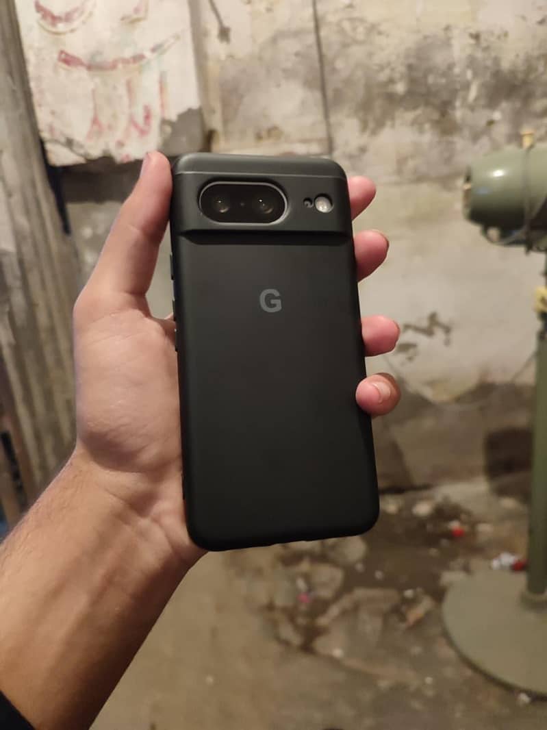 Google pixel 8 1