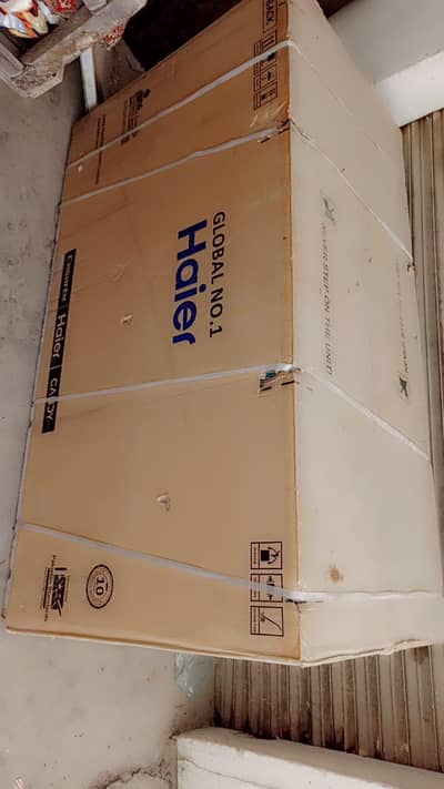 Haier. deep freezer۔ inverter۔ box۔ pekxtra large size urgent for sale