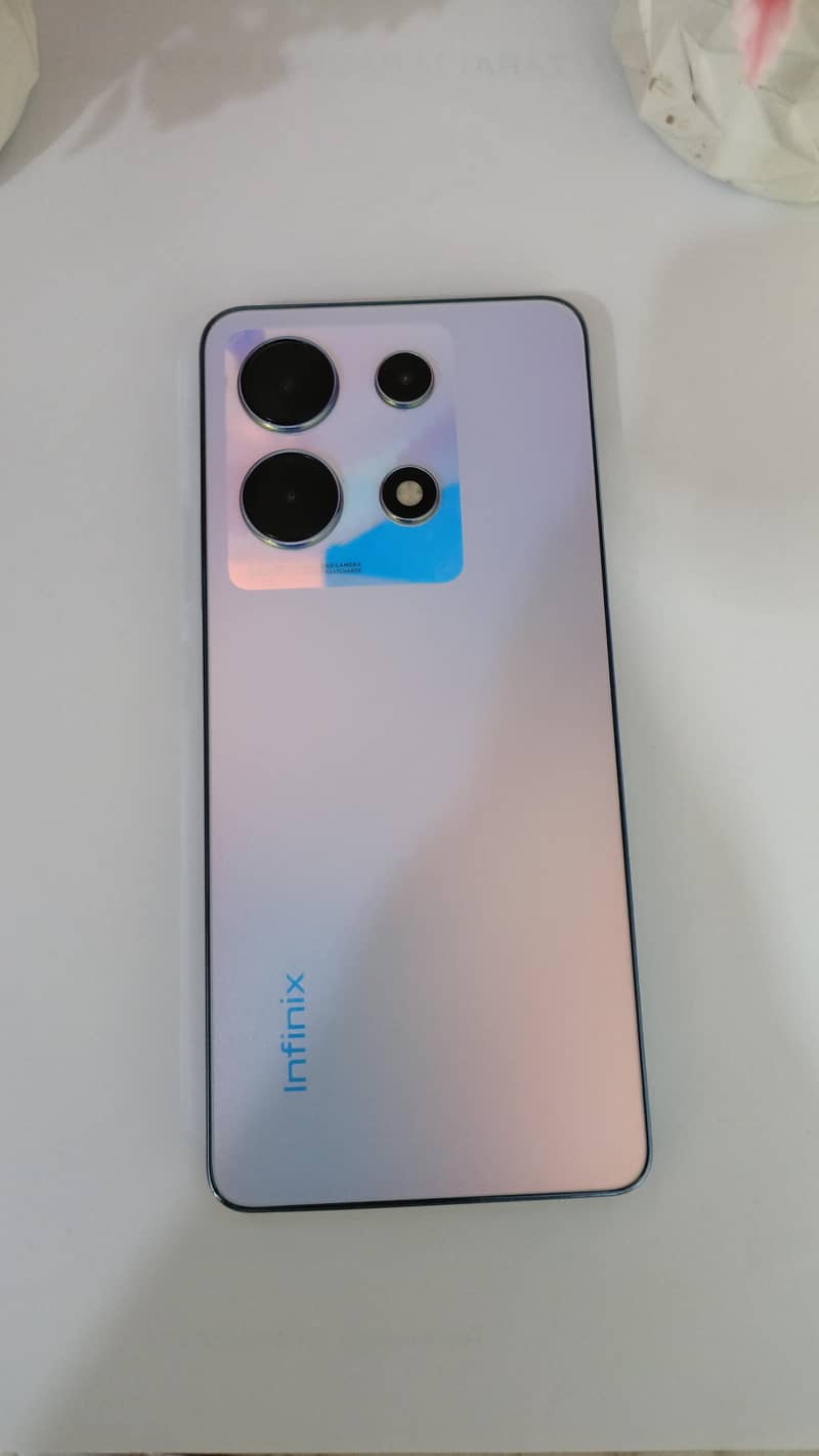 INFINIX NOTE 30 1