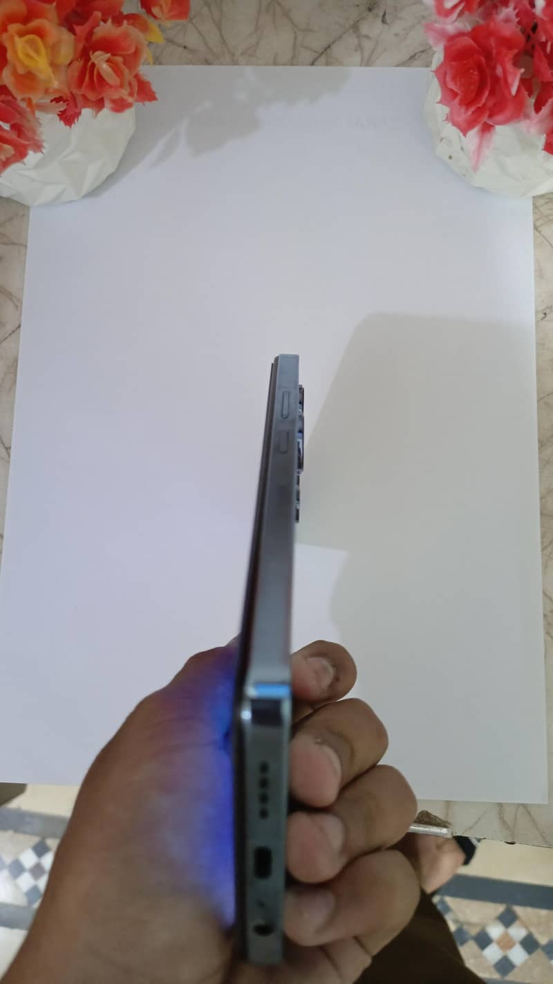 INFINIX NOTE 30 4