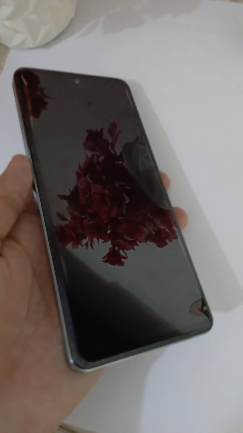 INFINIX NOTE 30 7