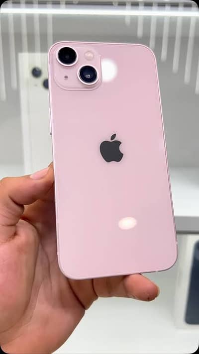 Apple iPhone 13