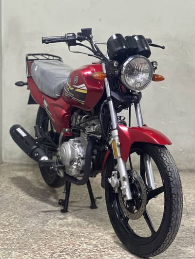 Yamaha yb125z dx 2021 model ( low millage )