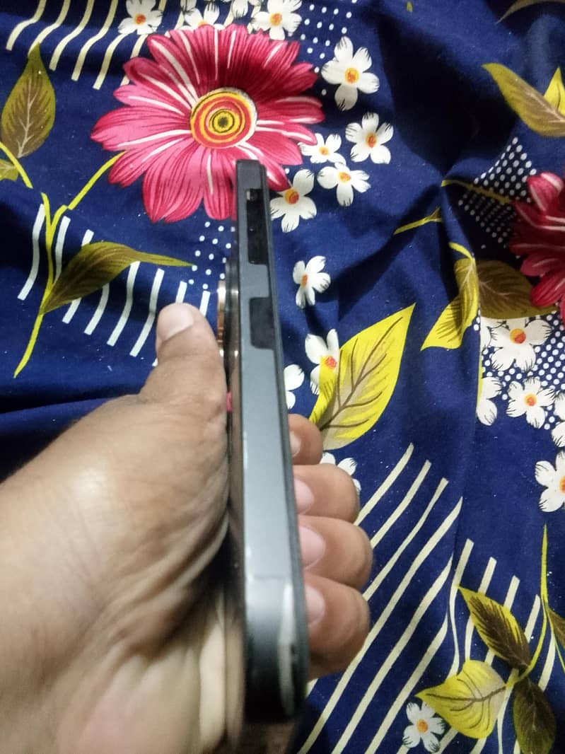iphone 14 pro max 8