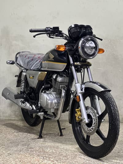 Honda cg150 2026 model ( low millage )