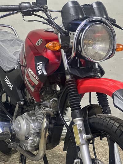 Yamaha ybr125g 2016 model ( japniess model )