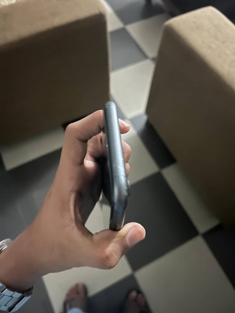 iPhone 11 1