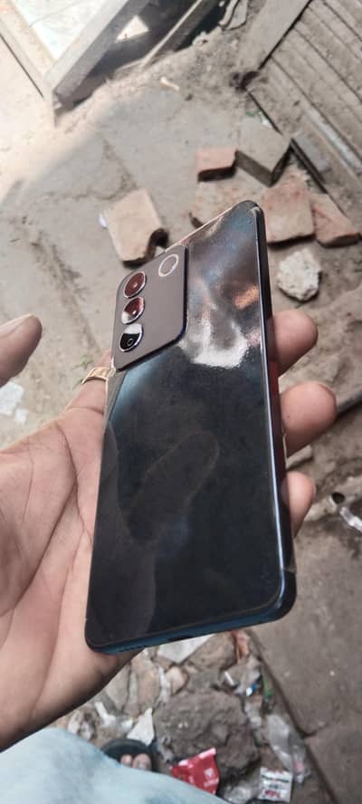 Vivo V27e 8 Gp Ram 256
