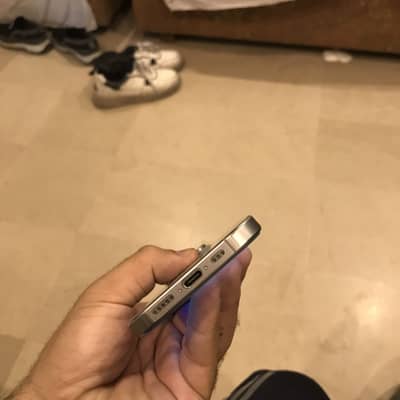 Apple iPhone 16 Pro