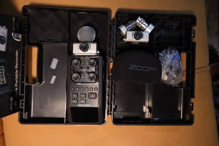 Zoom H6 recorder and Blackmagic ATEM Mini