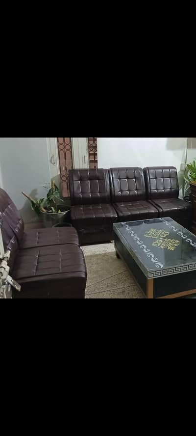6 sofas One One seat And leather