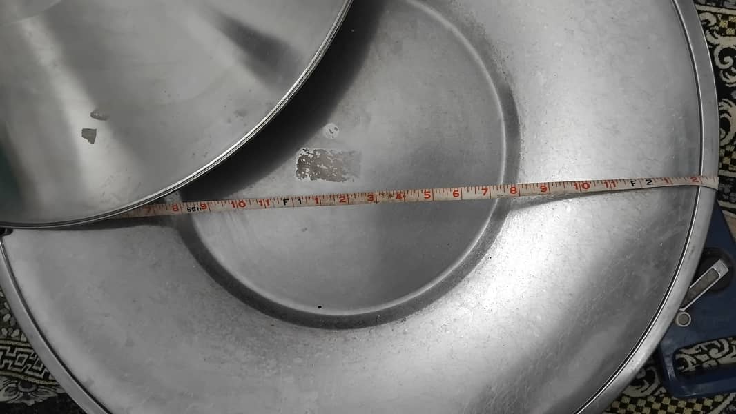 Serving dish 0