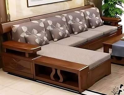 separate Room available  for working women or female students