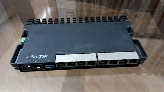 Mikrotik rb5009 routerboard