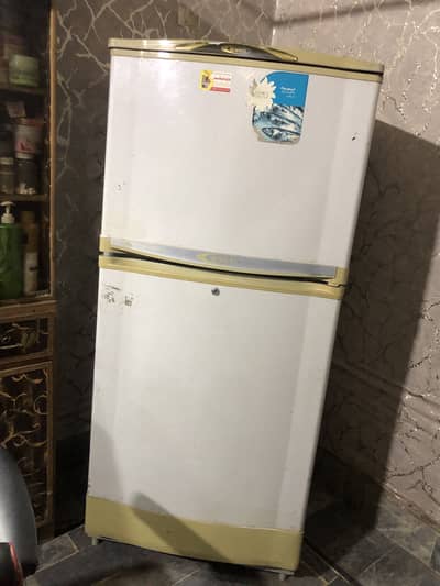 Refrigerator For Sale Har Chiz Ok Hai One Hand Use Hai