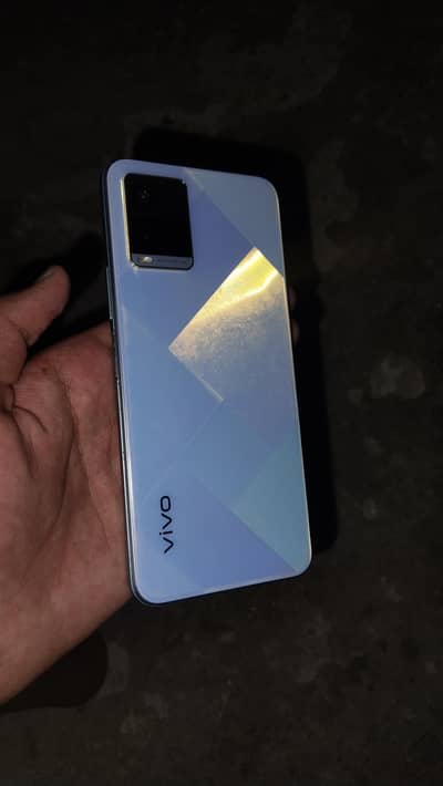 Vivo Y21
