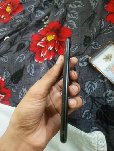 Iphone SE 2020 For Urgent Sale