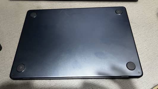 MacBook Air M2 | Almost New