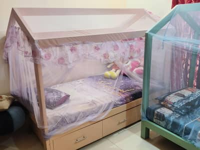 A beautiful bed brand new condition