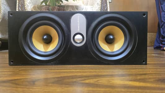 Bowers & Wilkins  B & W