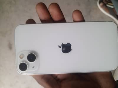 Apple iPhone 13