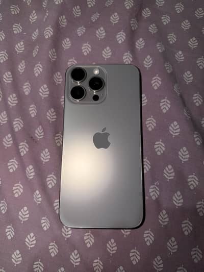 Apple iPhone 15 Pro Max 256gb.           11 12 13 14 16 17