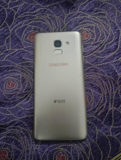 Samsung Mobile J6