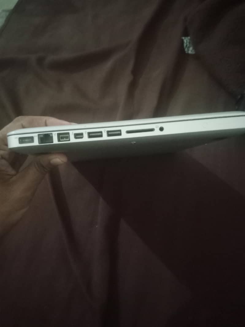 MacBook Pro 4