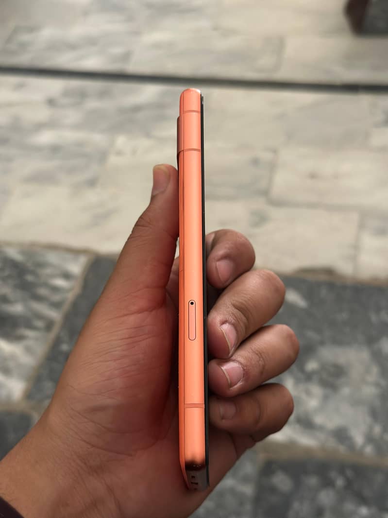 Google pixel 7a 3