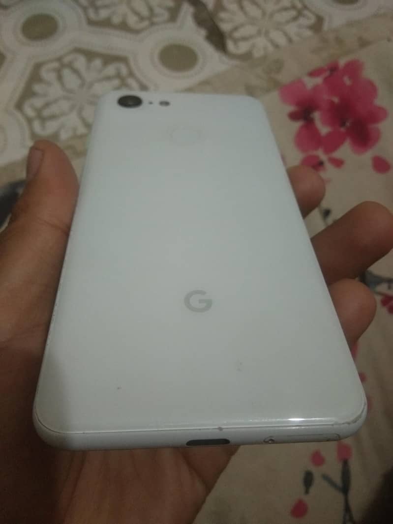Google Pixel 3 5