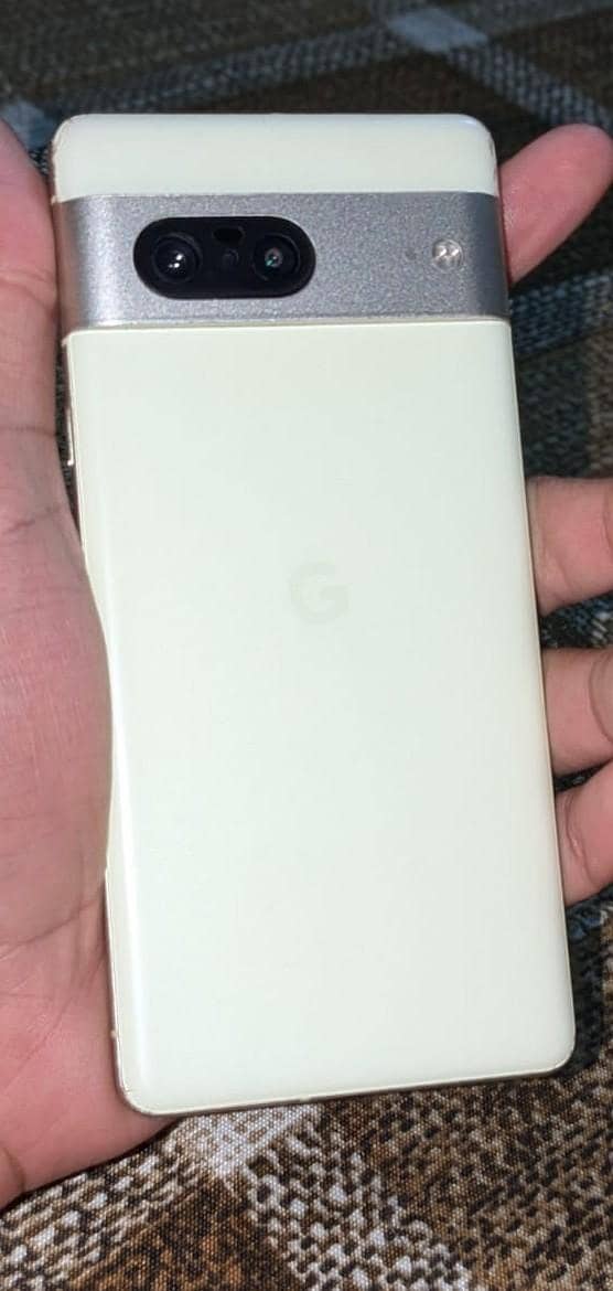 Google Pixel 7 2