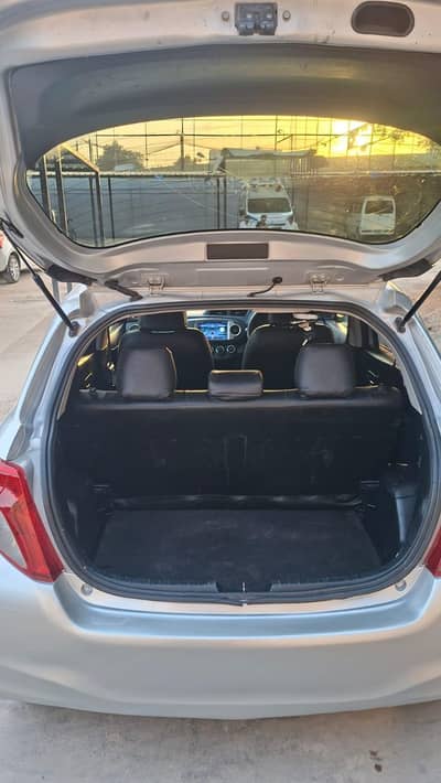 Toyota Vitz g pakag push start