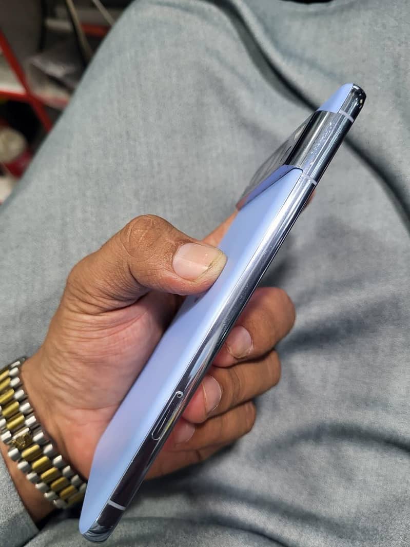 Google Pixel 8 Pro 0