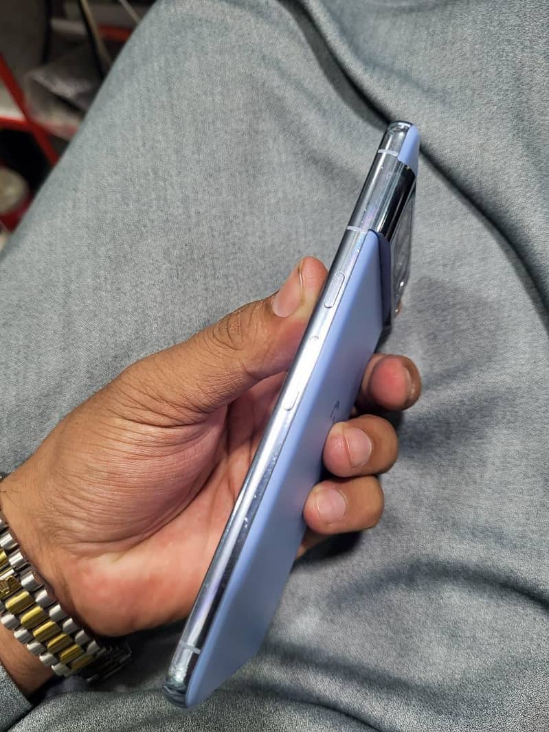 Google Pixel 8 Pro 3