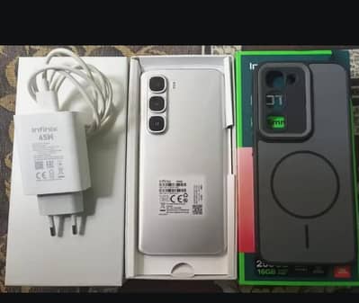 Infinix hot 60 pro 1onth used complete box