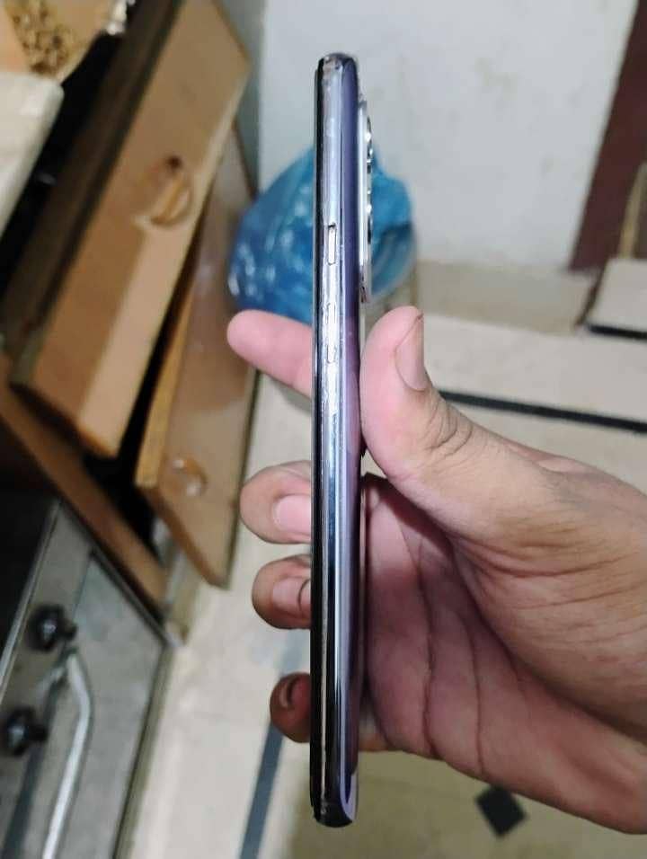 One Plus 9 4
