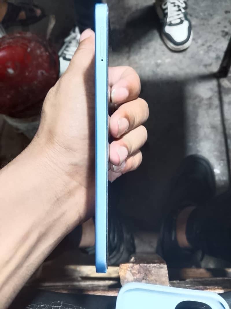 spark 40 pro 4