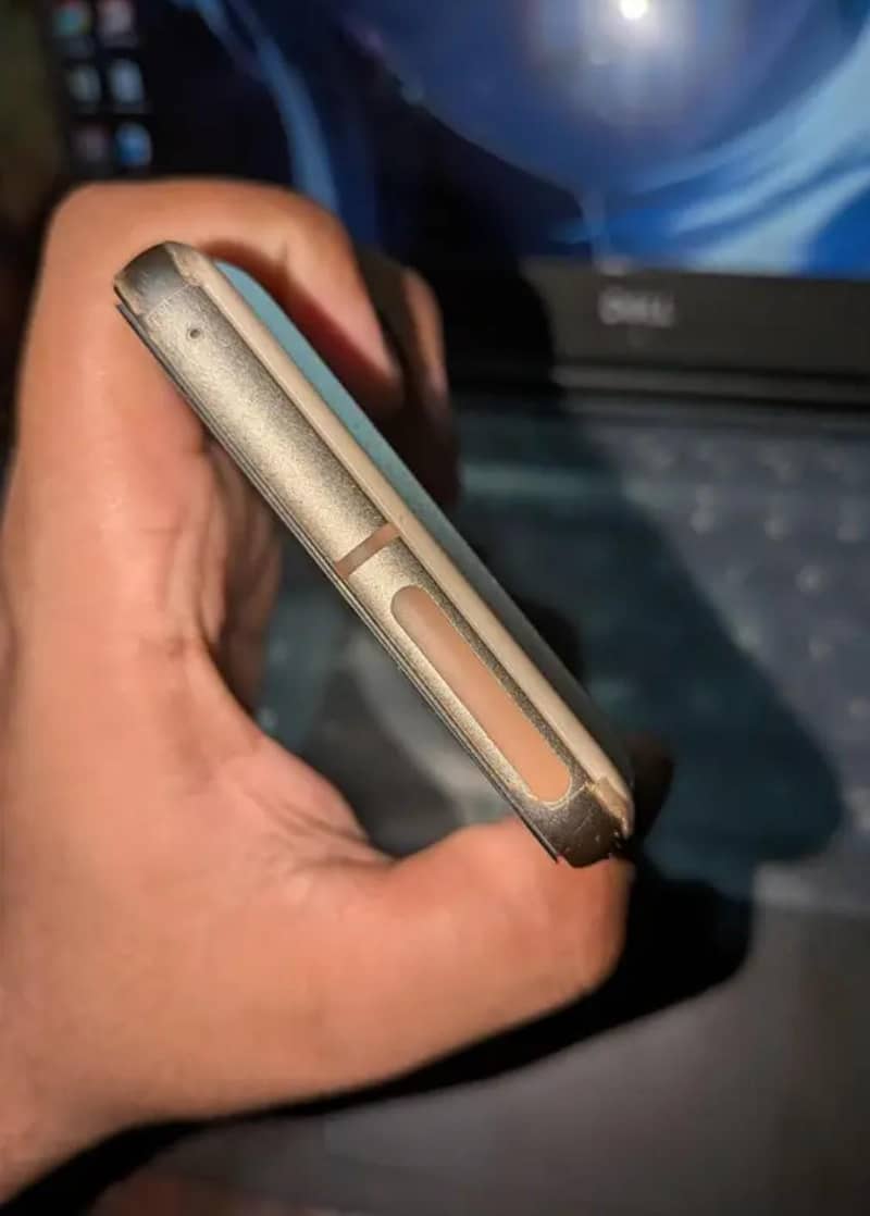 Google Pixel 8 2