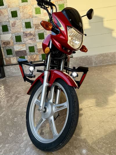 Suzuki GD 110 s 2024 December only 2300kms driven like brand new