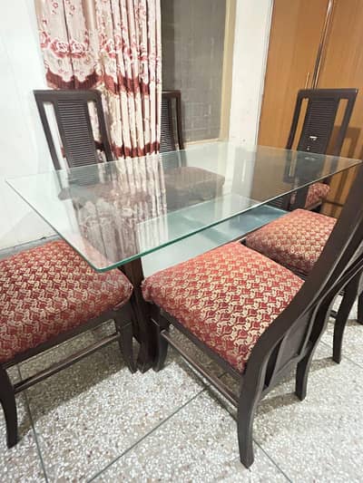 dining table n chairs