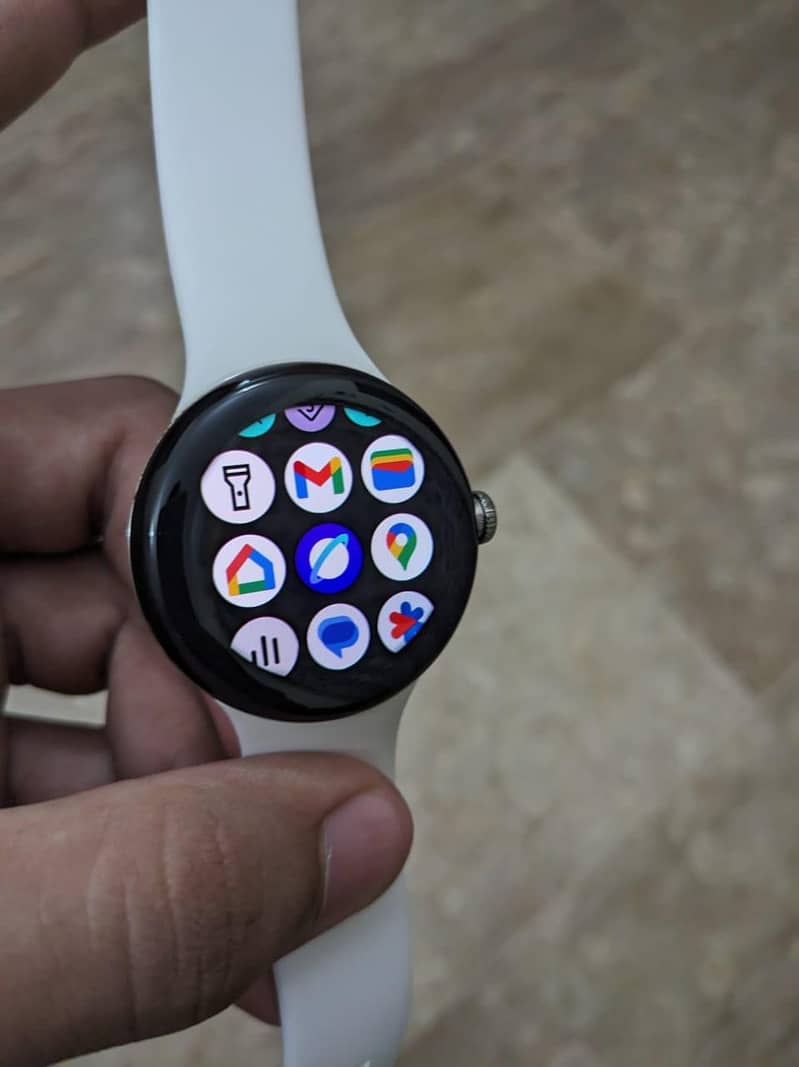 Google pixel watch 2 2