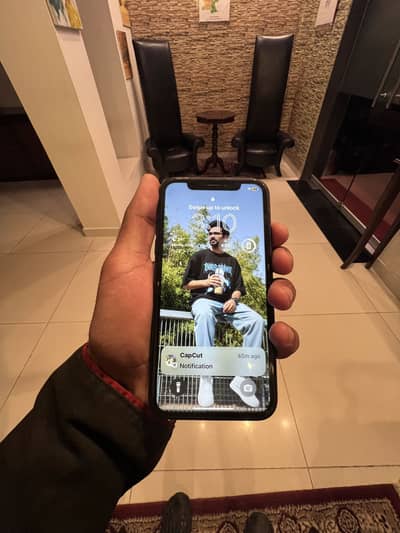 Apple iPhone XR