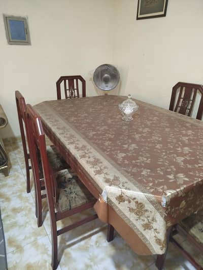 Dinning table/ chairs / big table/ wooden table