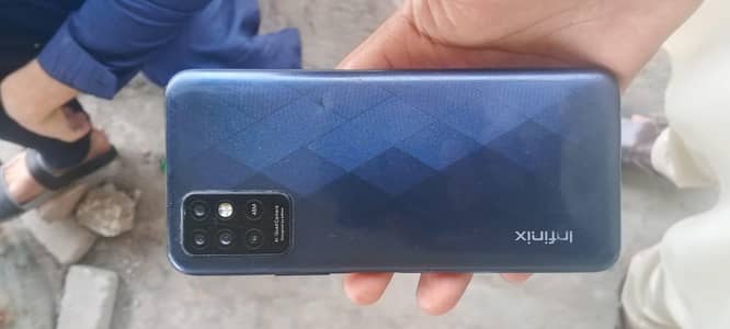 Infinix Note 8i