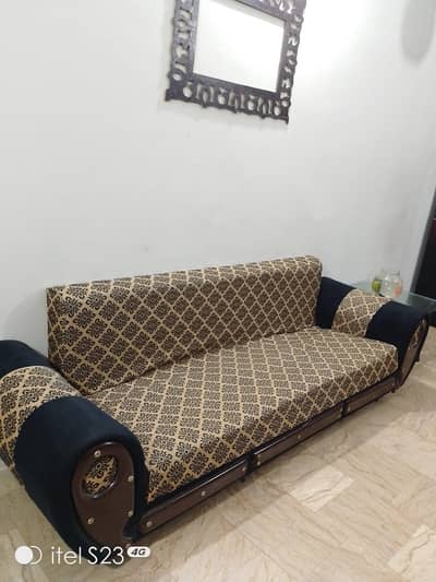 9/10 condition 5 seater sofa set with dewan