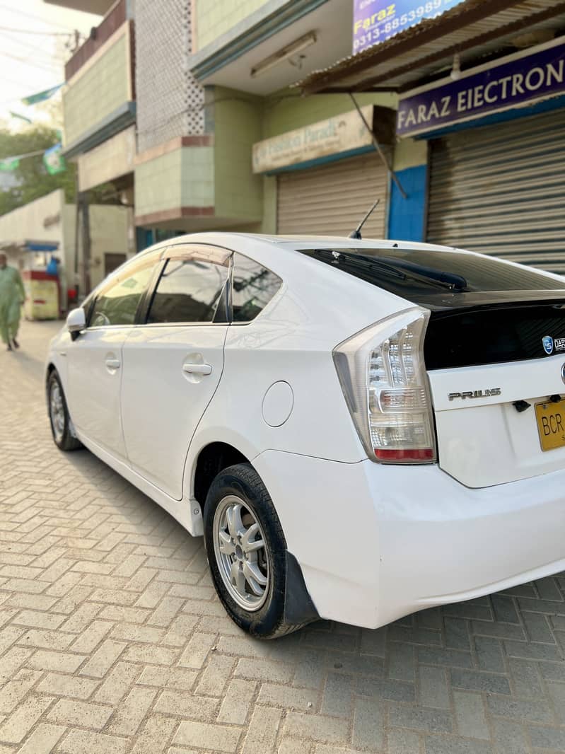 Prius 2011 5