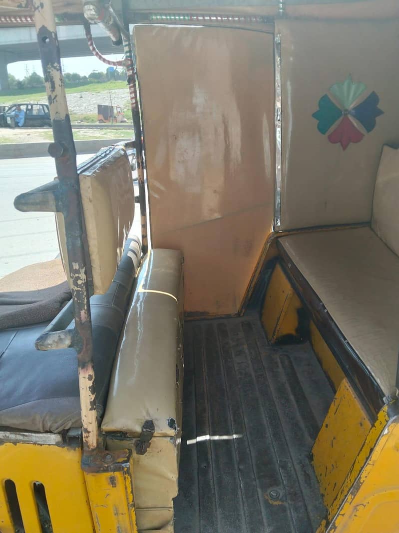 auto rickshaw 7