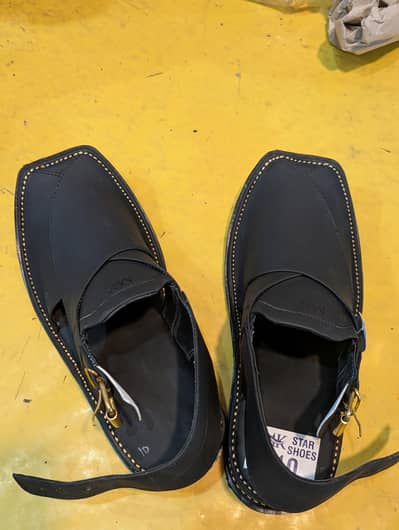 Handmade Premium Black Peshawari Chappal – Traditional & Comfortable