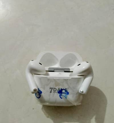 AIRBUDS PRO 4