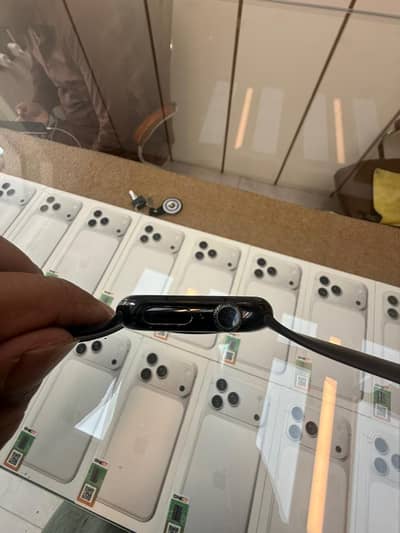 Apple watch series 10 46 mm get  black with full box charger